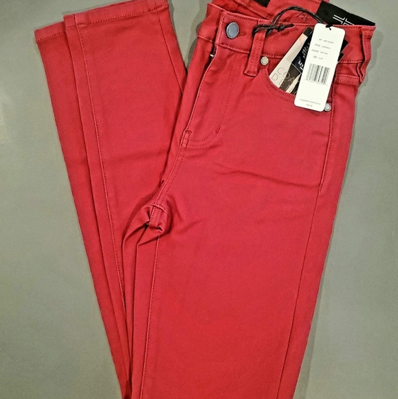 ONLY 2 LEFT! NWT Red Liverpool Jeans Abby Skinny Jean - Picture 4 of 4